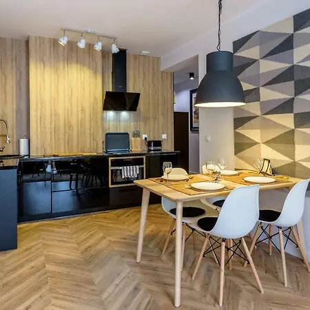 Apartament Retro Deluxe Z Sauna - 5d Apartamento *